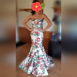 Mac Duggal Strapless Mermaid Dress Size 2